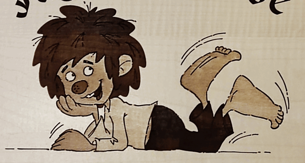 image-1024x548 Handgemachte Jugendscheibe aus Ahorn mit Pumuckl